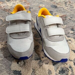 Toddler Nike MD valiant